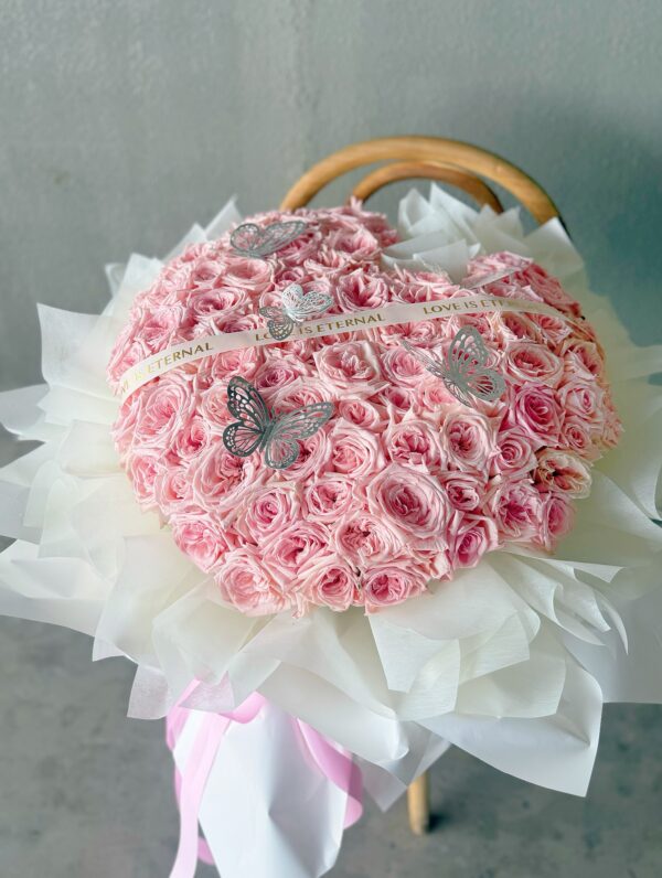 Whispers of Love 100 Rose