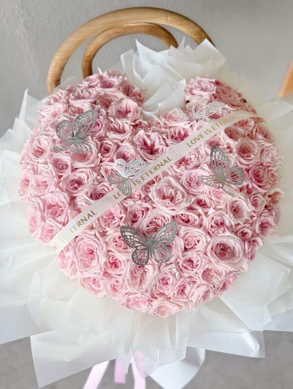 Whispers of Love 100 Rose